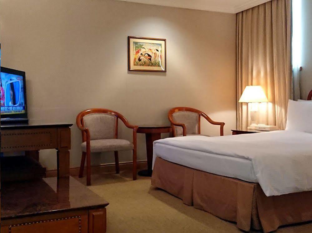 Dong Wu Hotel Ταϊπέι Εξωτερικό φωτογραφία